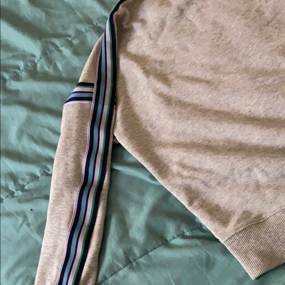 Sweater - Picture 2 of 4